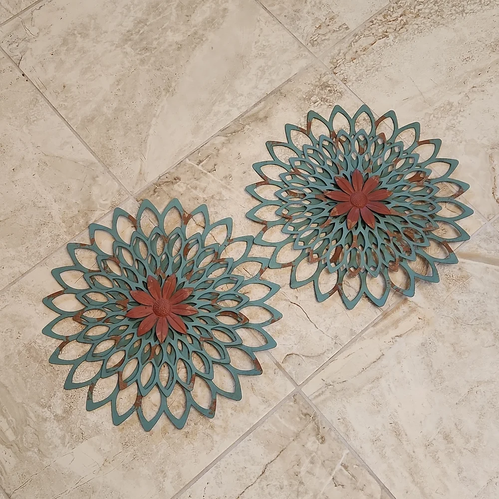 Wall Decor - Picture 1 of 4